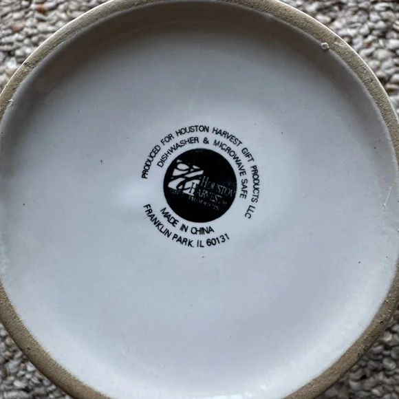 Valentine's Day Heart Mug - Pink Red and White Gift Adults Coffee Tea Home Dish - Picture 6 of 6